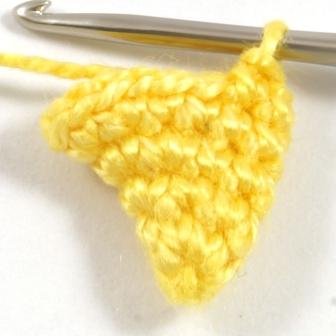 Blog-Inhaltsbild für 'Witziges Küken: Amigurumi, Osterdeko, Schlüsselanhänger, Mitbringsel (Häkelanleitung)'