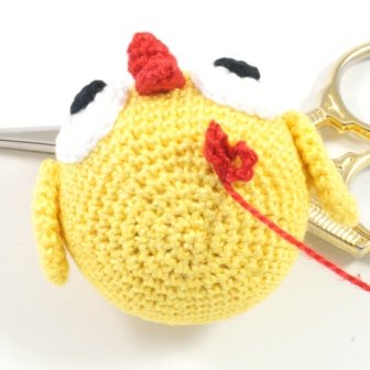 Blog-Inhaltsbild für 'Witziges Küken: Amigurumi, Osterdeko, Schlüsselanhänger, Mitbringsel (Häkelanleitung)'