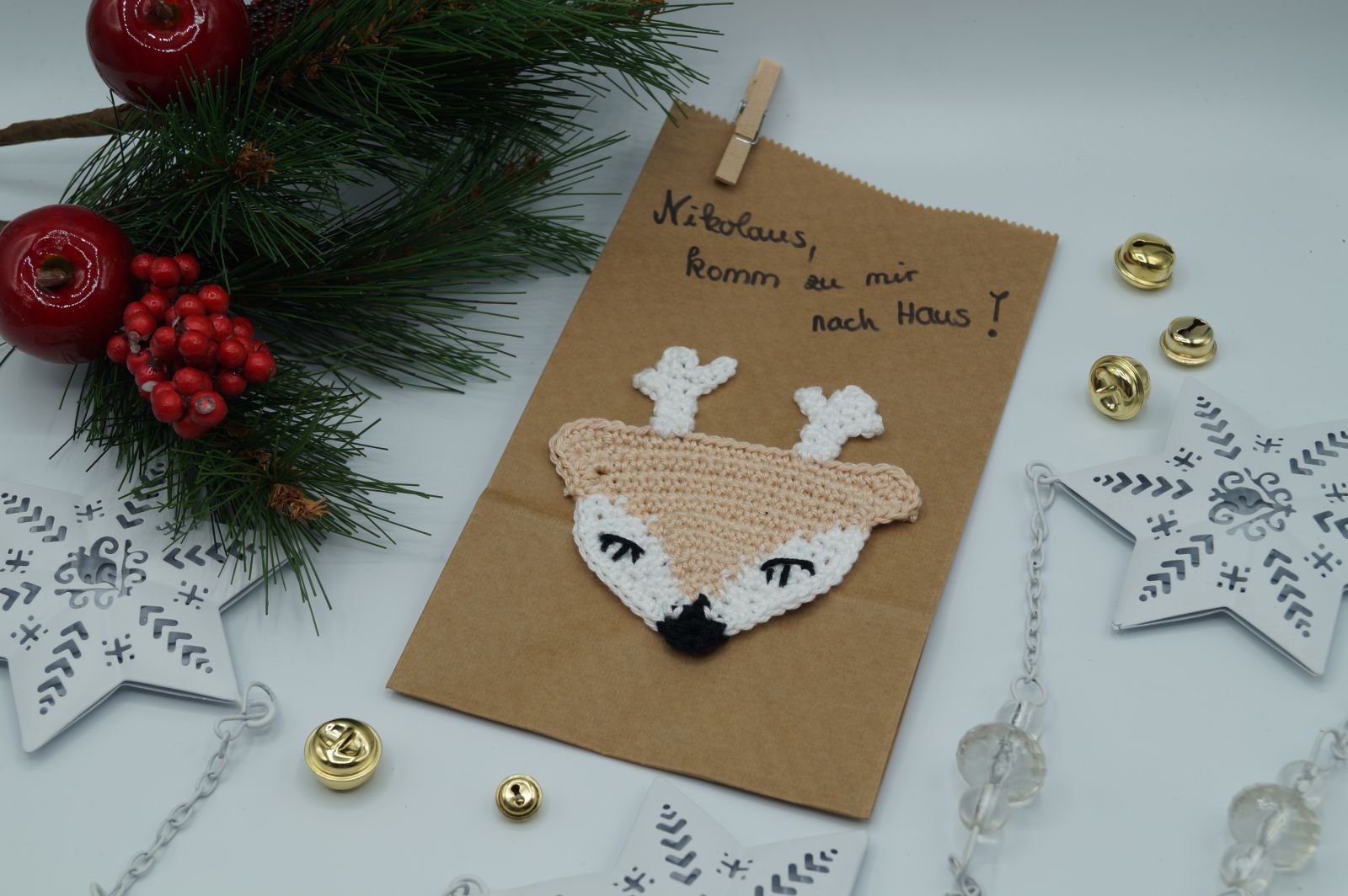 Blog-Inhaltsbild für 'Hirschapplikation, kostenlose Häkelanleitung'