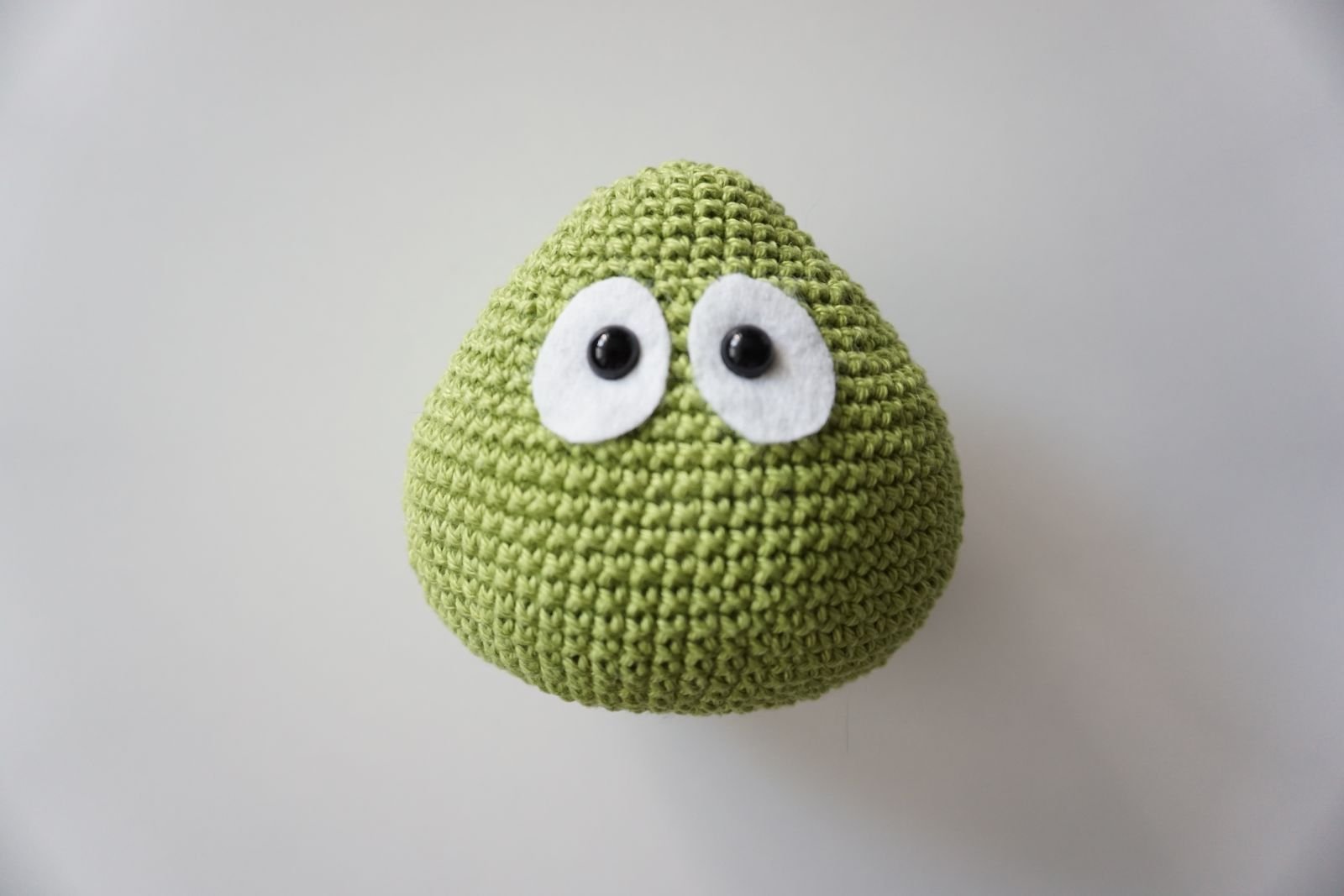 Blog-Inhaltsbild für 'Häkelanleitung Fleischfressende Pflanze "Gisbert"'