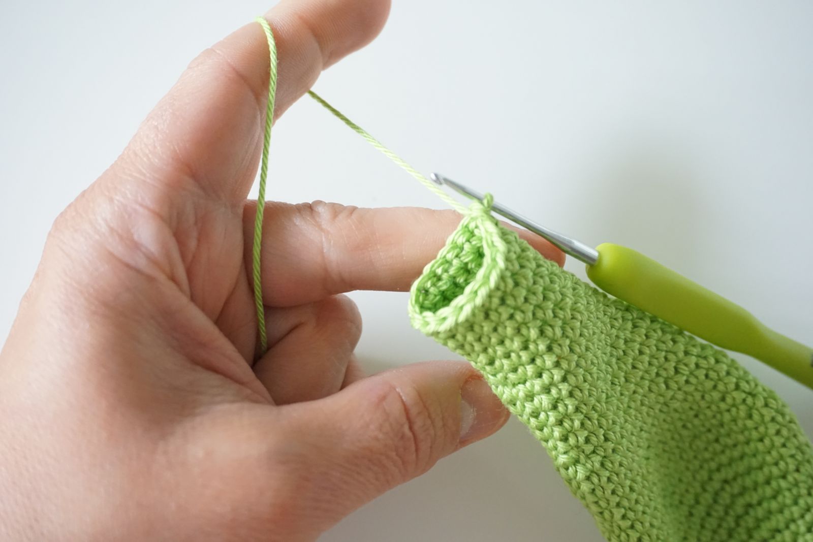 Blog-Inhaltsbild für 'Häkelanleitung Tulpe im Topf'