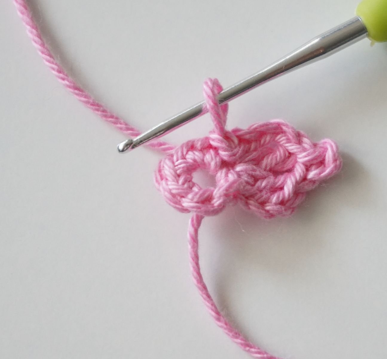 Blog-Inhaltsbild für 'Häkelanleitung Kakteen im Topf - Freebie'