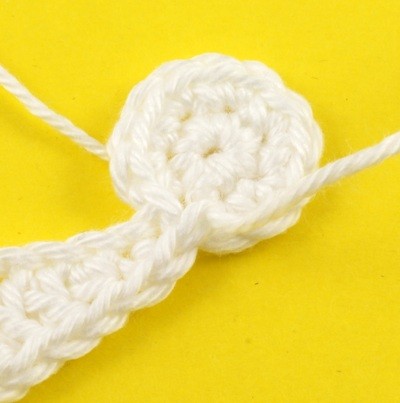 Blog-Inhaltsbild für 'Kostenlos! Engel: Streudeko, Applikation, Anhänger. Häkelanleitung'