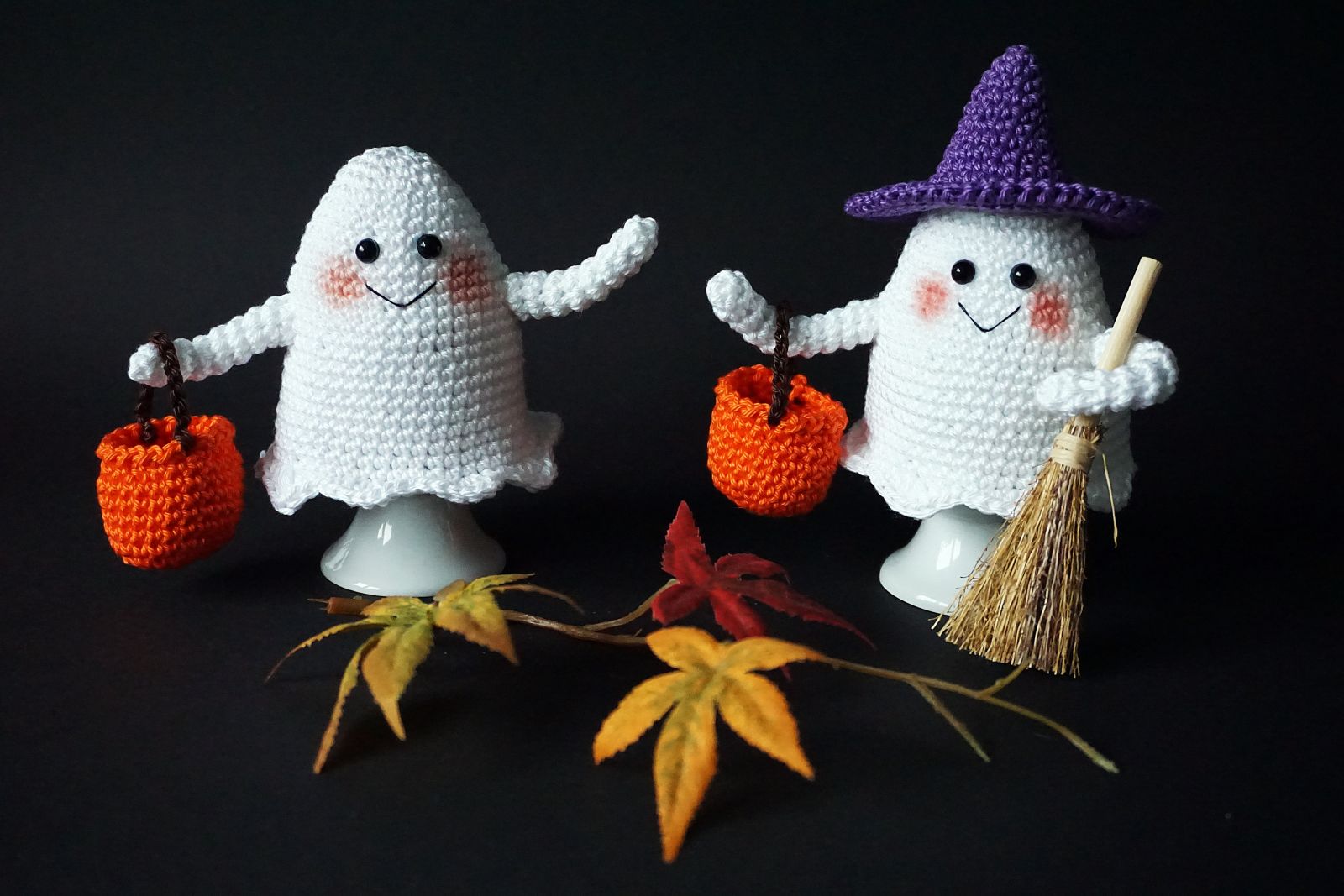 Blog-Inhaltsbild für 'Häkelanleitung Eierwärmer Geister'