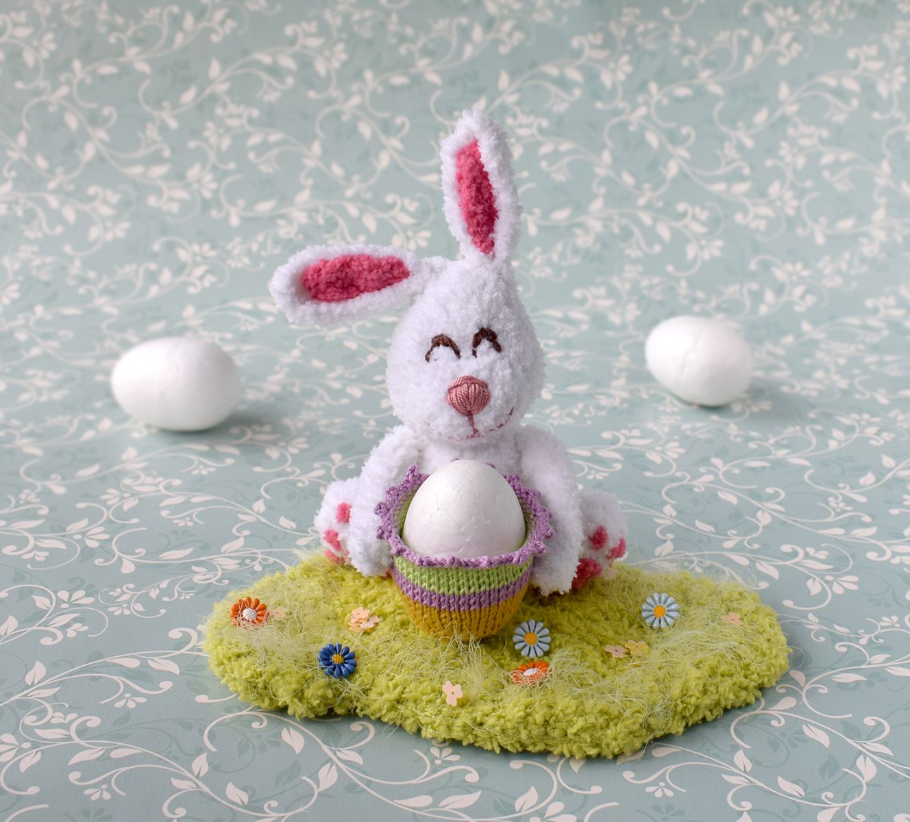 Blog content image for 'The Easter Bunny. 2 in 1 - crochet + knitting'