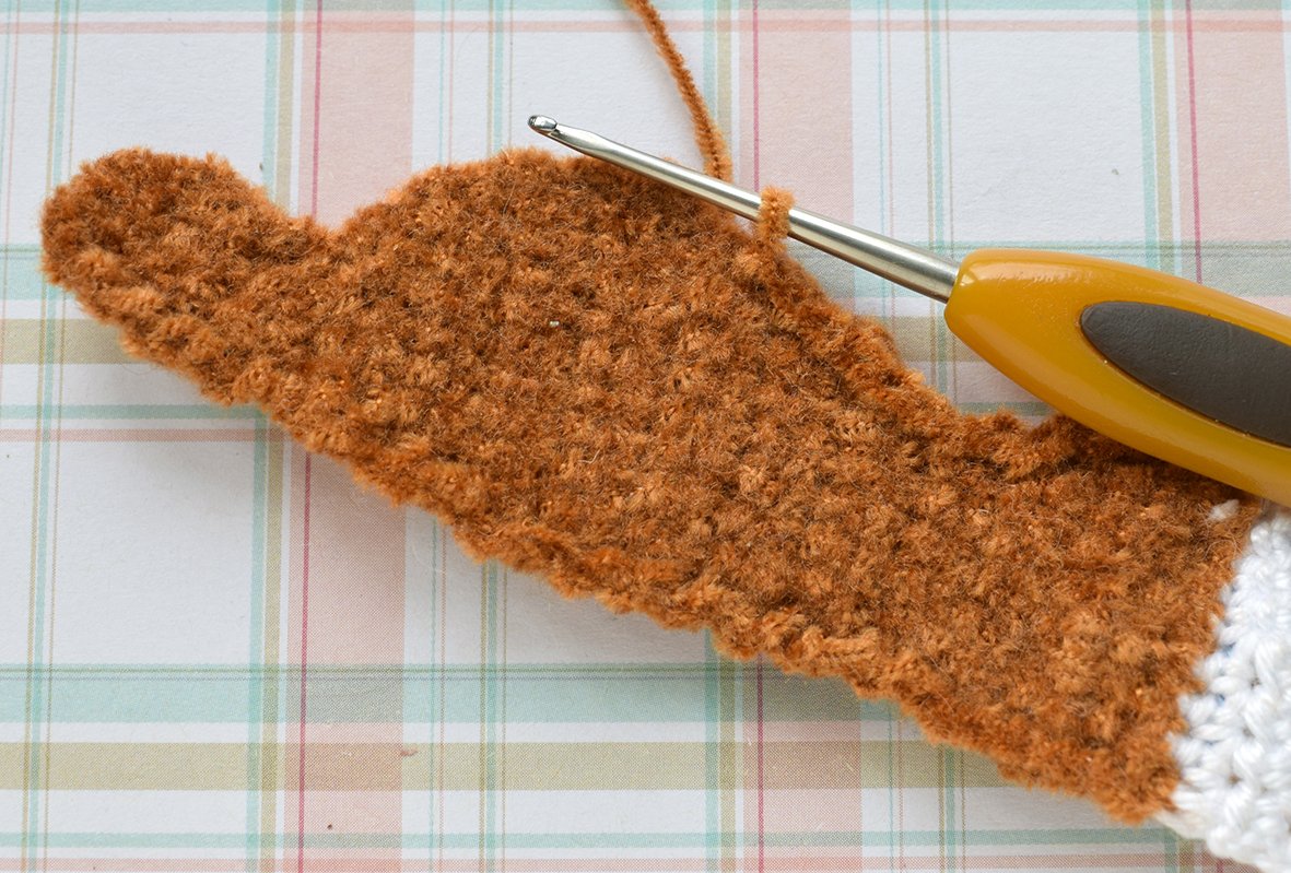 Blog content image for 'Bookmark or decor for a Dachshund cup'