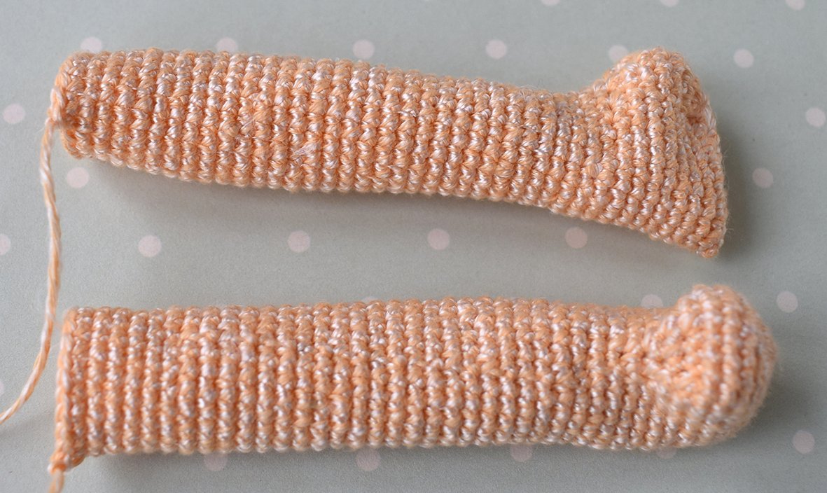 Blog-Inhaltsbild für 'Übertopf «was hast du in deinem Kopf?». 2 in 1: Häkeln oder Stricken'