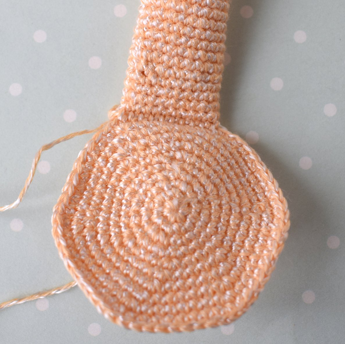 Blog-Inhaltsbild für 'Übertopf «was hast du in deinem Kopf?». 2 in 1: Häkeln oder Stricken'