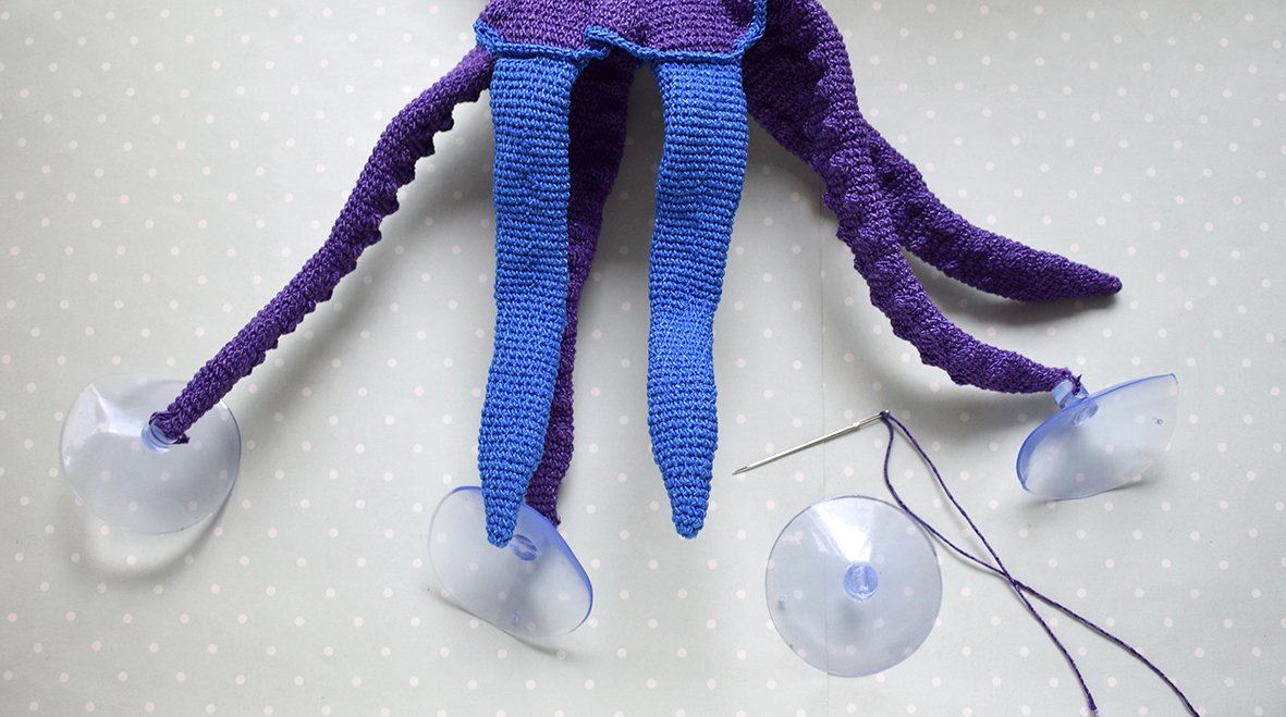 Blog content image for 'Phone stand «Octopus pirate»'