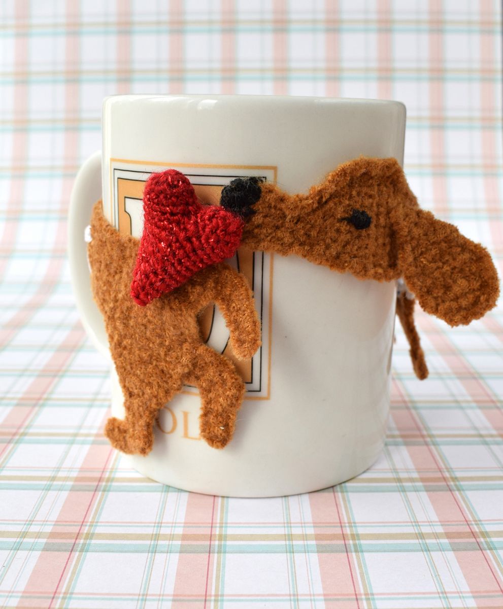 Blog content image for 'Bookmark or decor for a Dachshund cup'