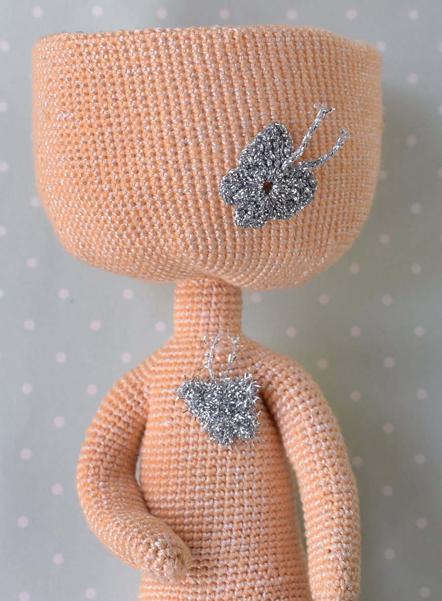 Blog-Inhaltsbild für 'Übertopf «was hast du in deinem Kopf?». 2 in 1: Häkeln oder Stricken'