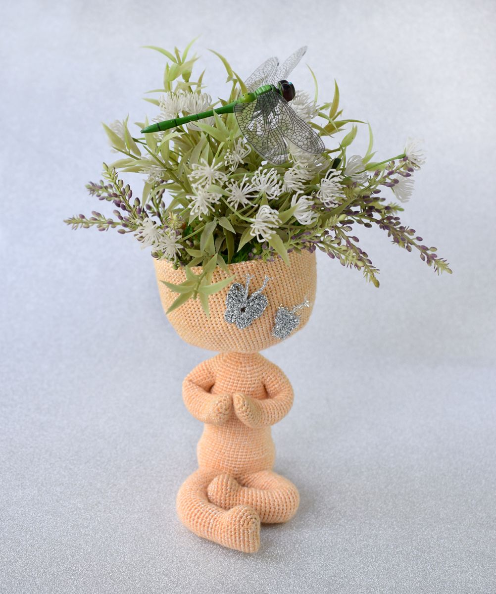 Blog-Inhaltsbild für 'Übertopf «was hast du in deinem Kopf?». 2 in 1: Häkeln oder Stricken'