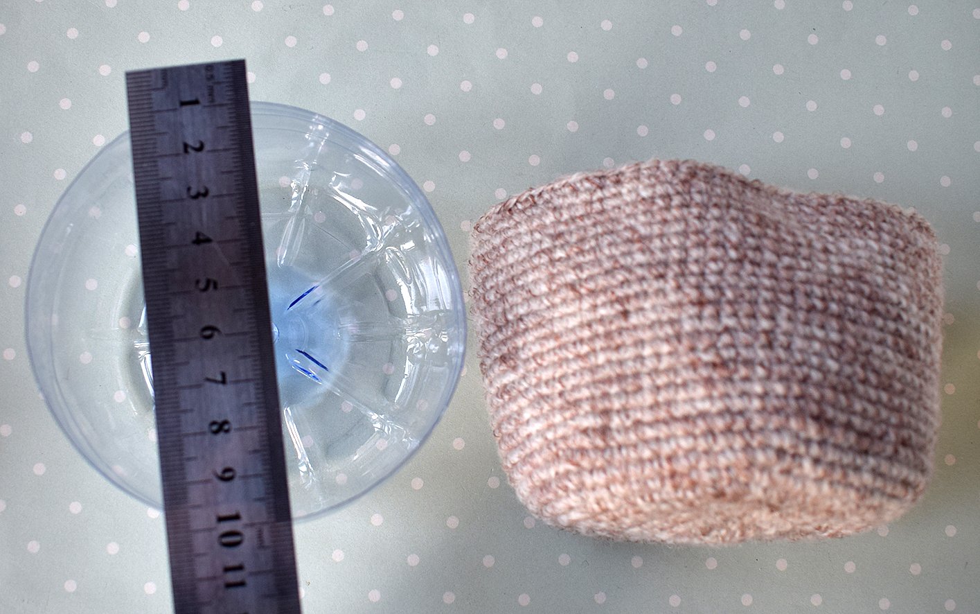 Blog content image for 'Cachepot « Dog ». 2 in 1: Crochet or knit'