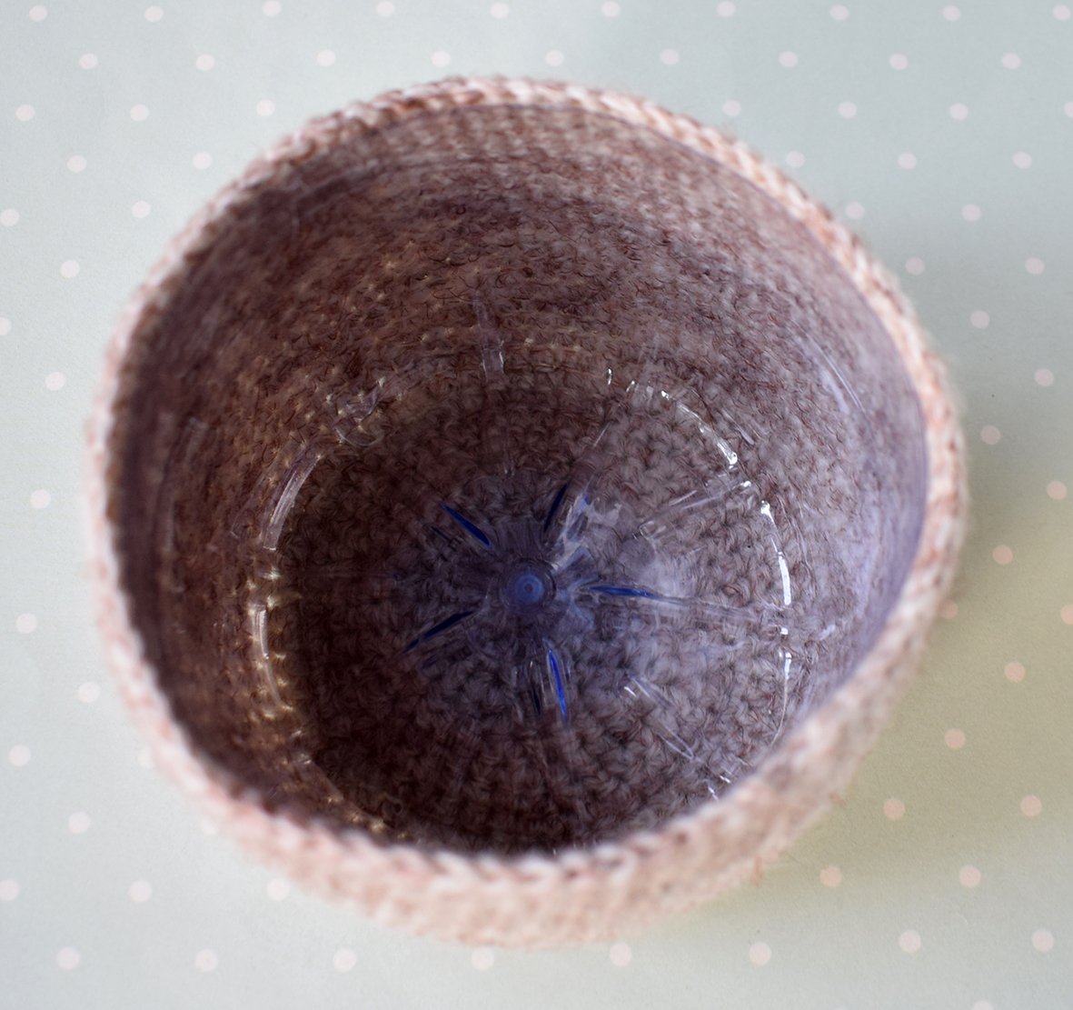 Blog content image for 'Cachepot « Dog ». 2 in 1: Crochet or knit'