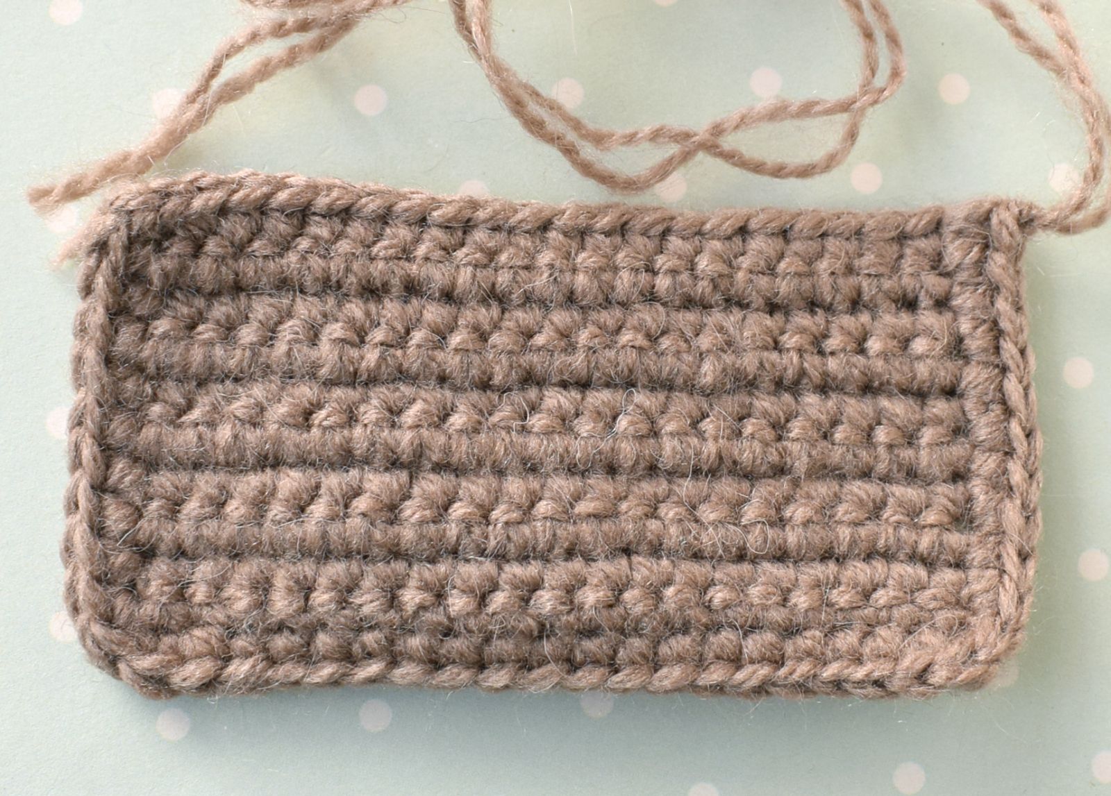 Blog content image for 'Cachepot « Dog ». 2 in 1: Crochet or knit'