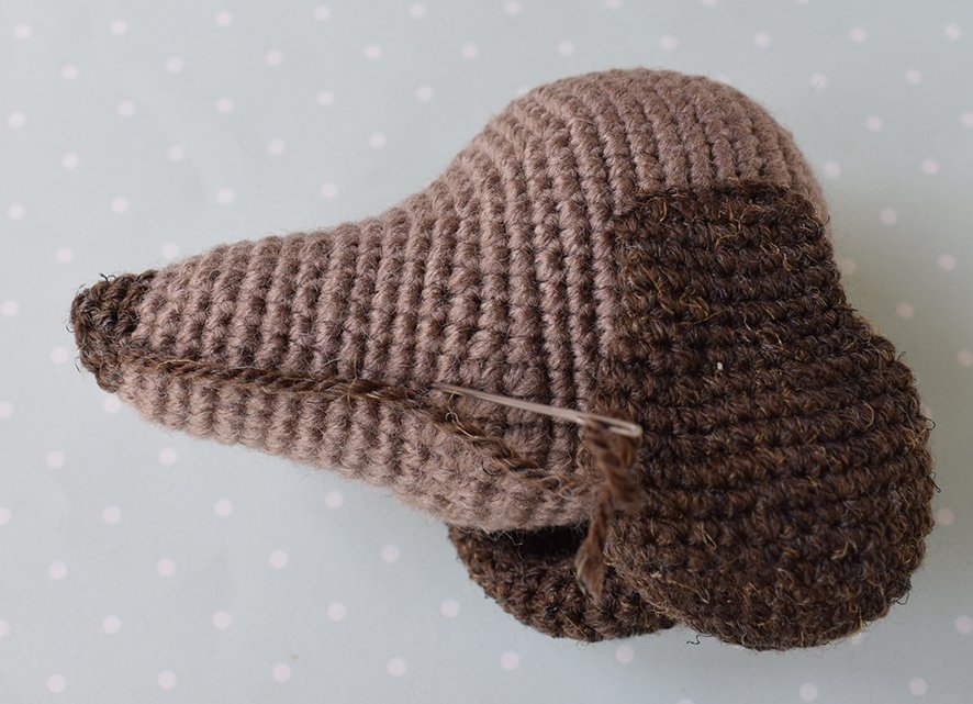 Blog-Inhaltsbild für 'Übertopf «Hund». 2 in 1: Häkeln oder Stricken'