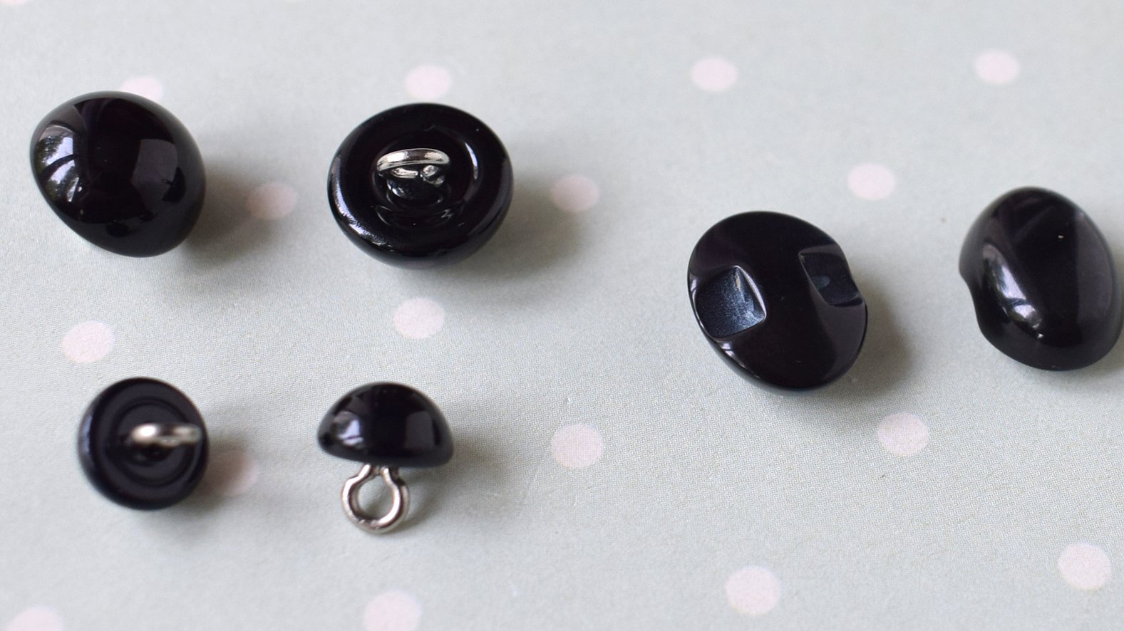 Blog content image for 'Cachepot « Dog ». 2 in 1: Crochet or knit'