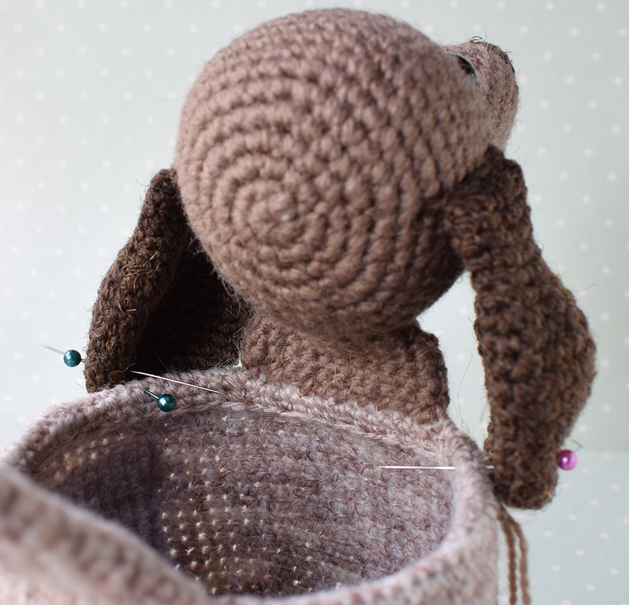 Blog content image for 'Cachepot « Dog ». 2 in 1: Crochet or knit'