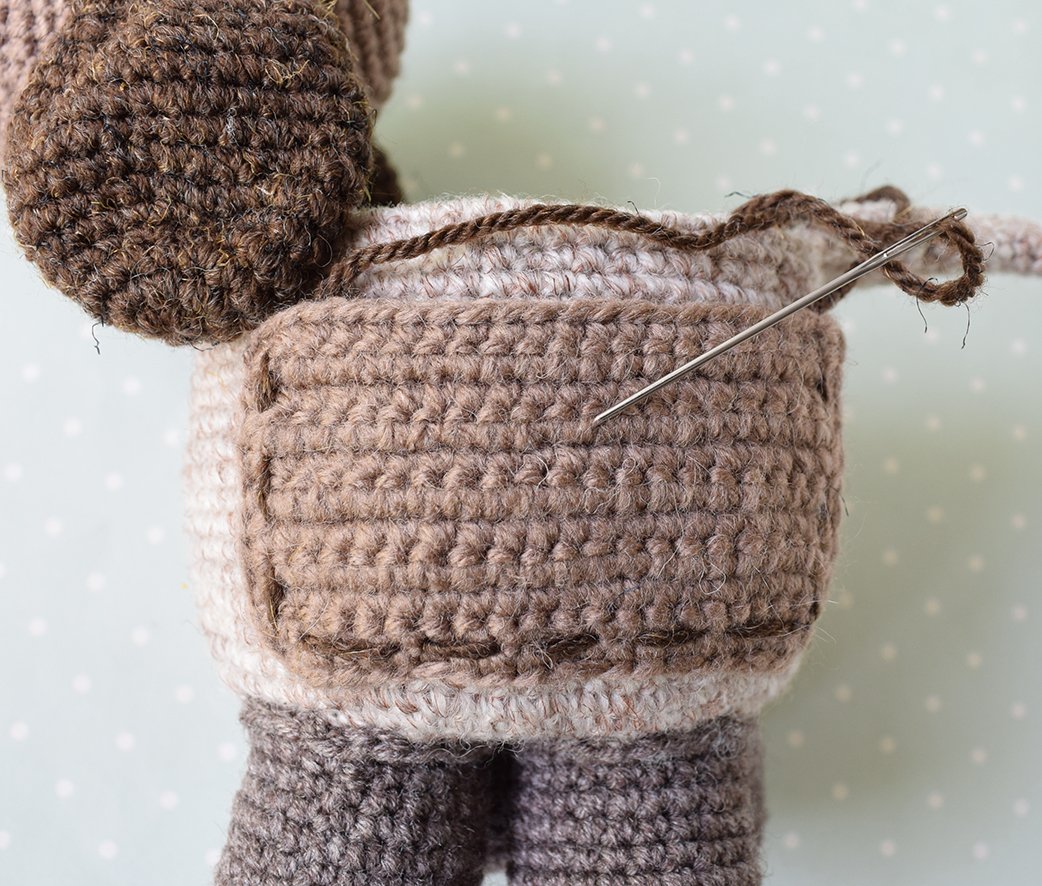 Blog content image for 'Cachepot « Dog ». 2 in 1: Crochet or knit'