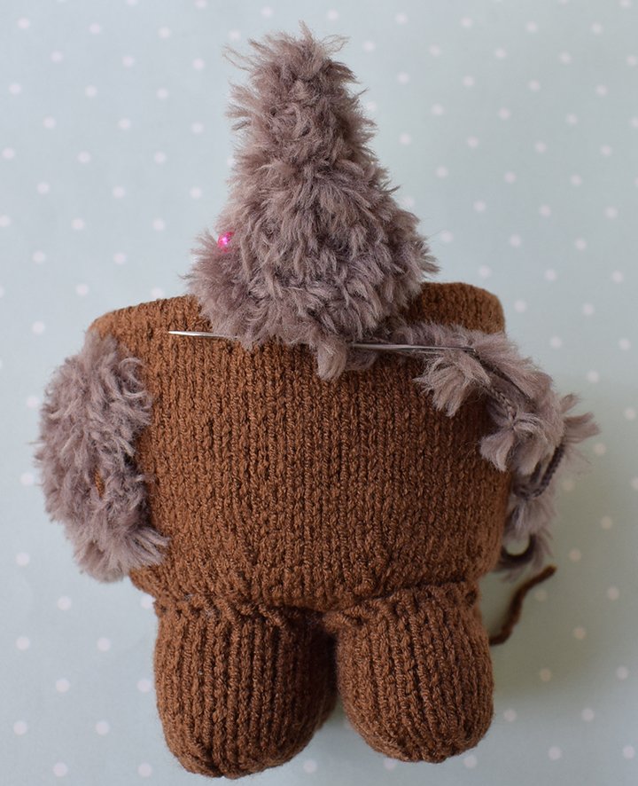 Blog content image for 'Cachepot « Dog ». 2 in 1: Crochet or knit'