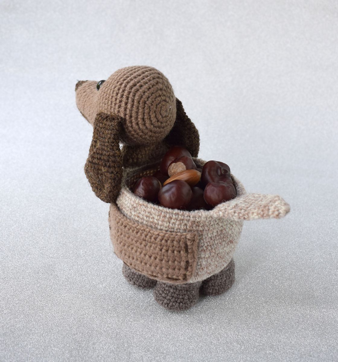 Blog content image for 'Cachepot « Dog ». 2 in 1: Crochet or knit'
