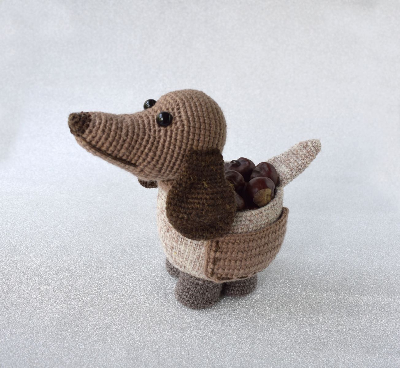 Blog content image for 'Cachepot « Dog ». 2 in 1: Crochet or knit'