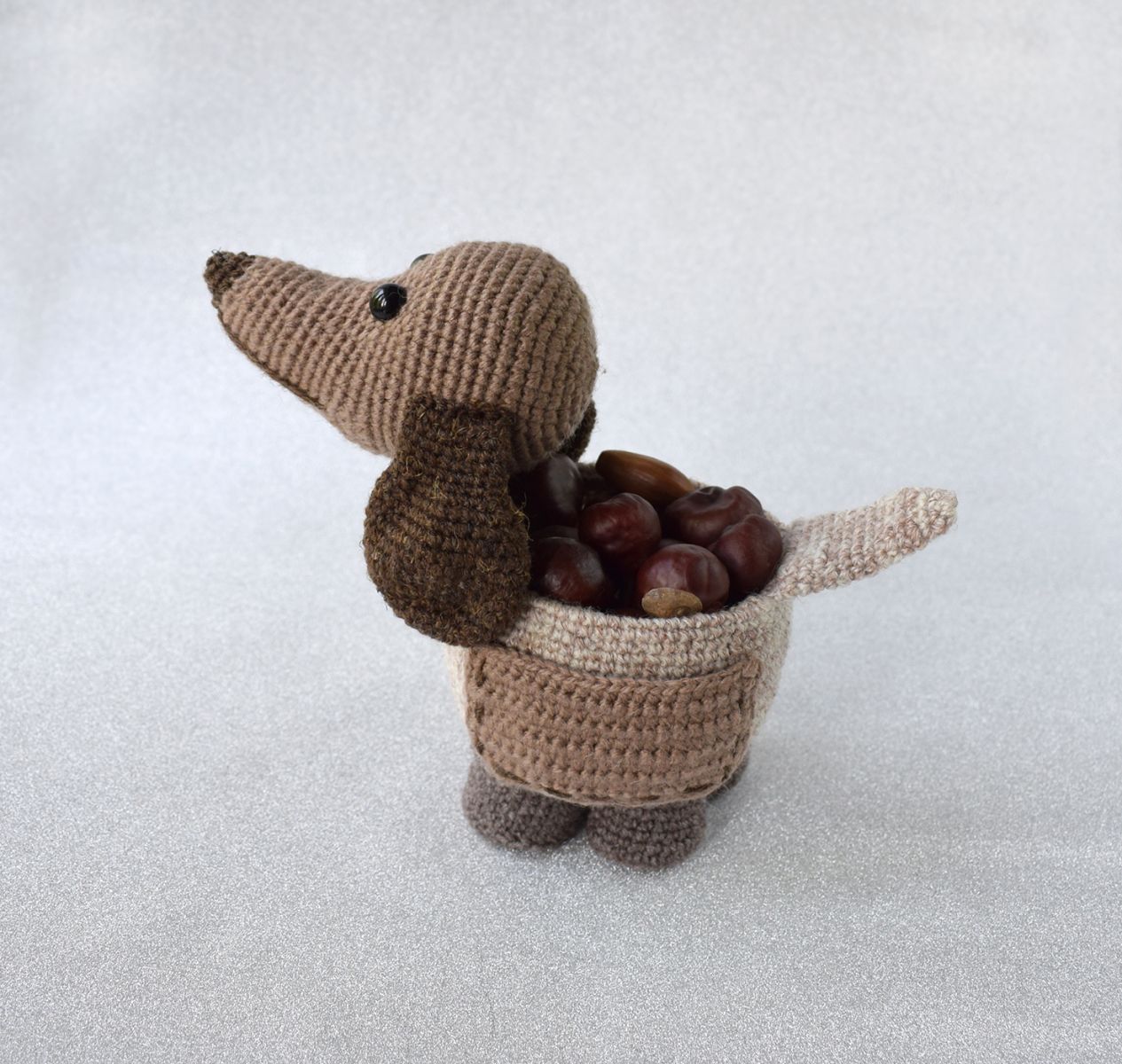 Blog content image for 'Cachepot « Dog ». 2 in 1: Crochet or knit'