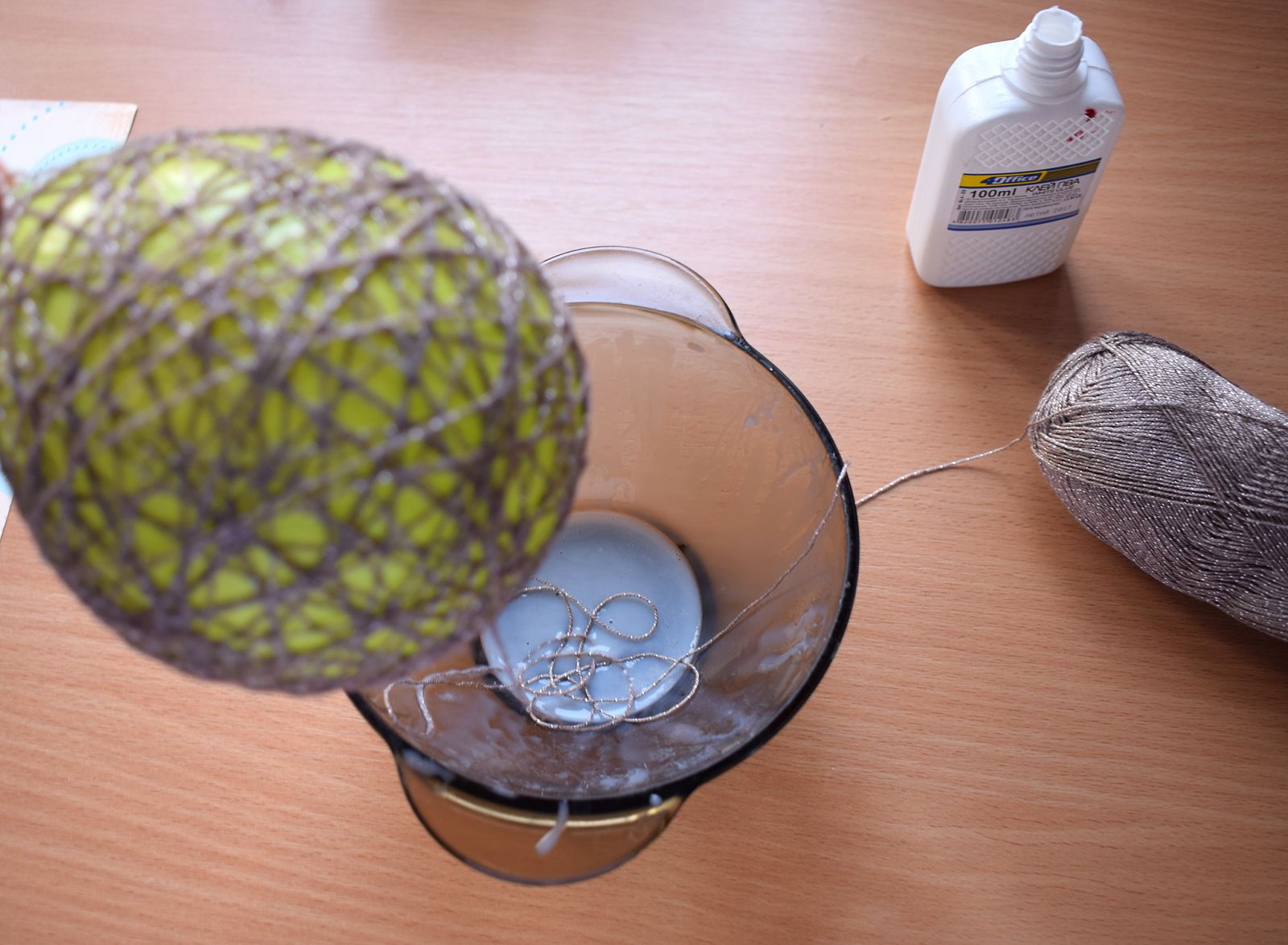 Blog-Inhaltsbild für 'Weihnachtskugel mit Glocke'