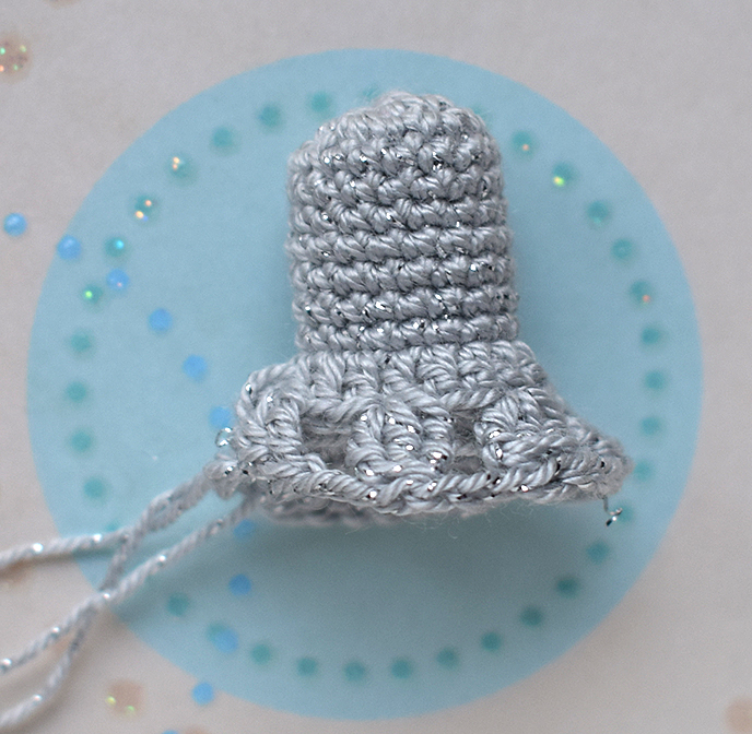 Blog-Inhaltsbild für 'Weihnachtskugel mit Glocke'