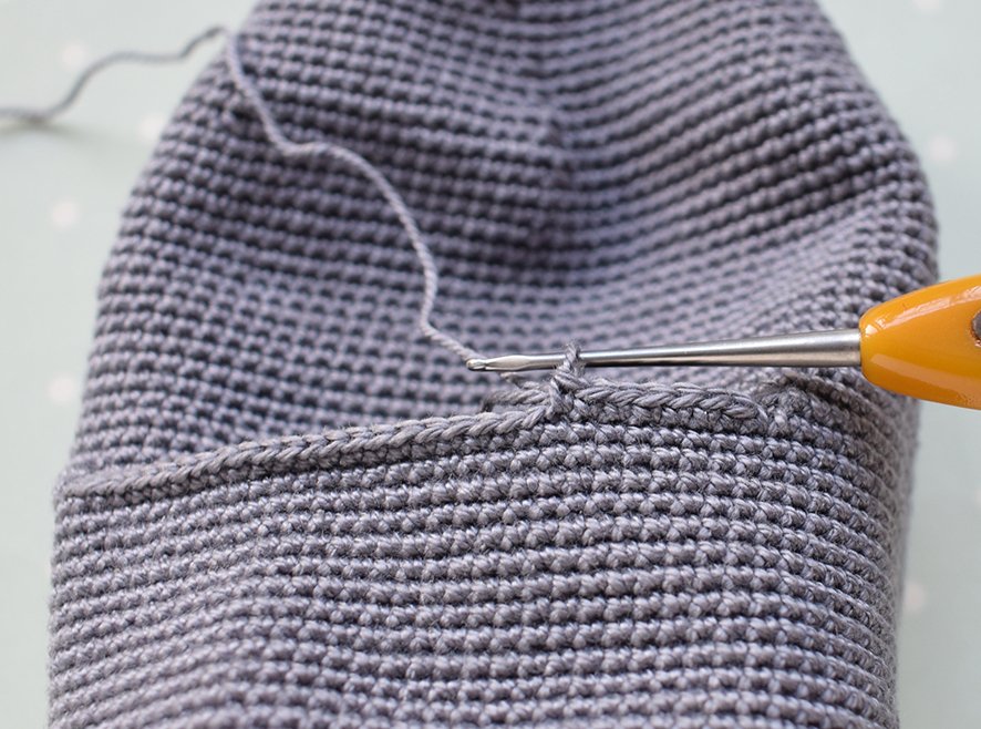 Blog content image for 'Crochet Purse “Monster. Trick or Treat?”'