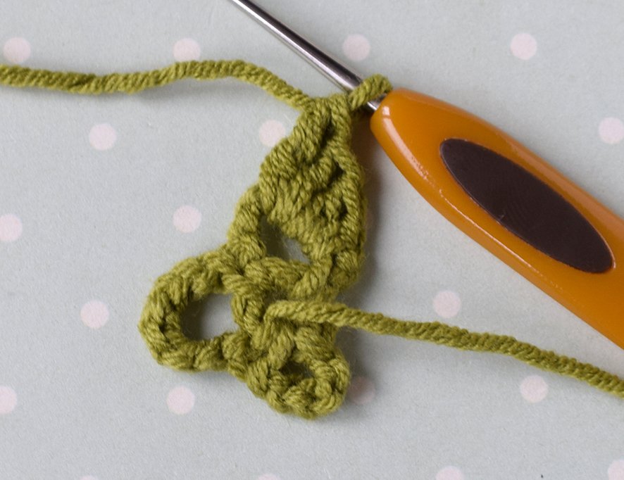 Blog content image for 'Phone stand «Pumpkin and Company»'