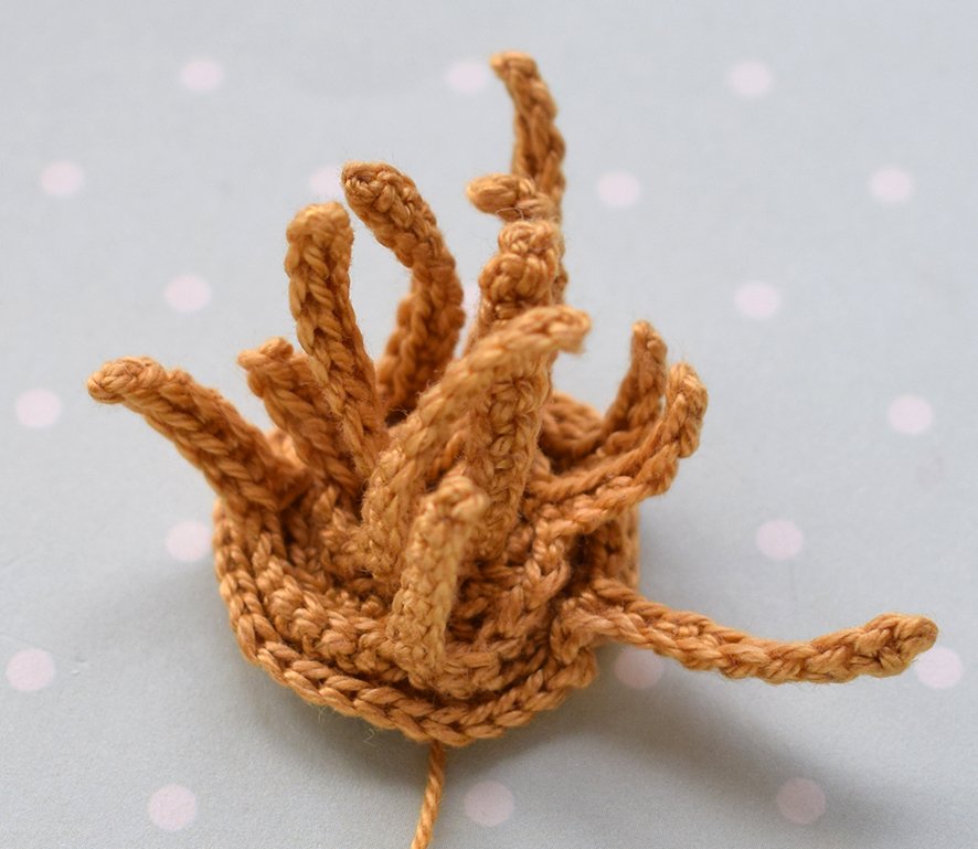 Blog-Inhaltsbild für 'Häkelanleitung «Monster. Süßes oder Saures»'