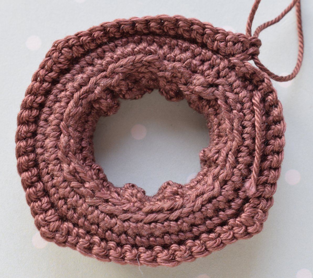 Blog content image for 'Napkin ring or egg holder «Little House»'