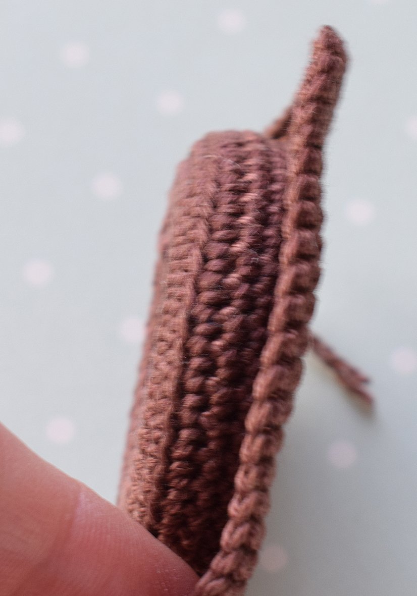 Blog content image for 'Napkin ring or egg holder «Little House»'