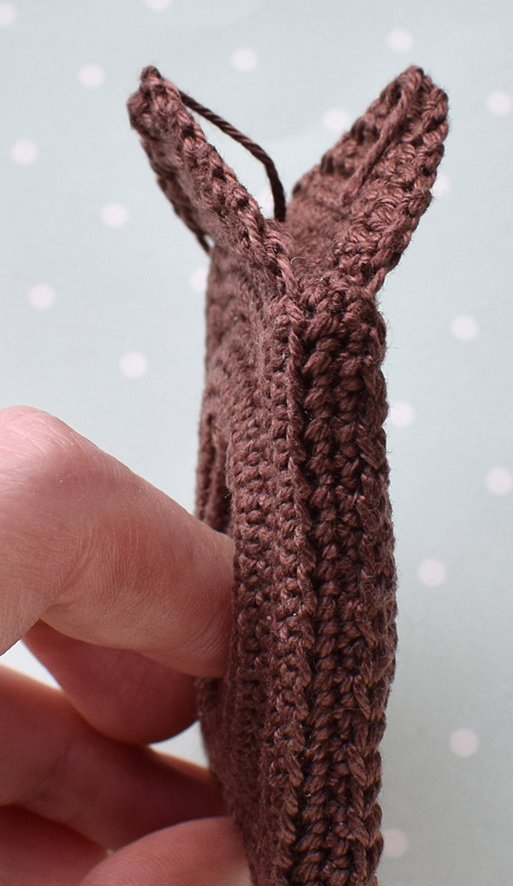 Blog content image for 'Napkin ring or egg holder «Little House»'