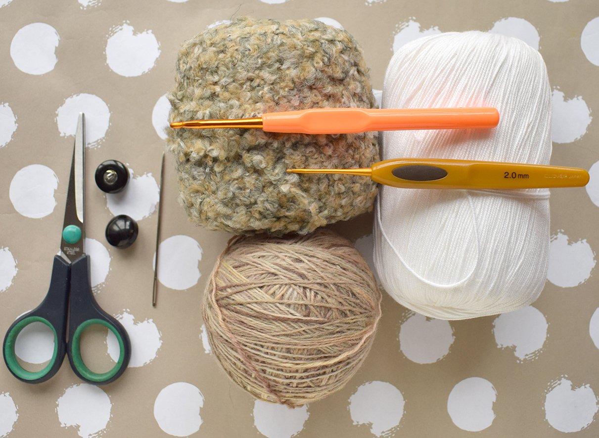 Blog-Inhaltsbild für 'Kissen „Schaf“ – mein neuer Kuschelfreund!'