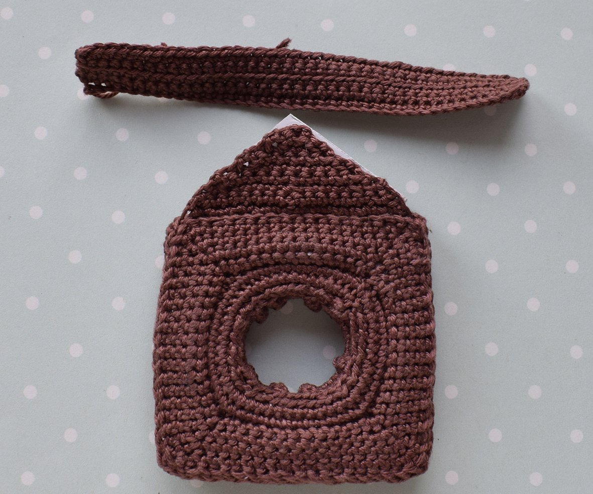 Blog content image for 'Napkin ring or egg holder «Little House»'