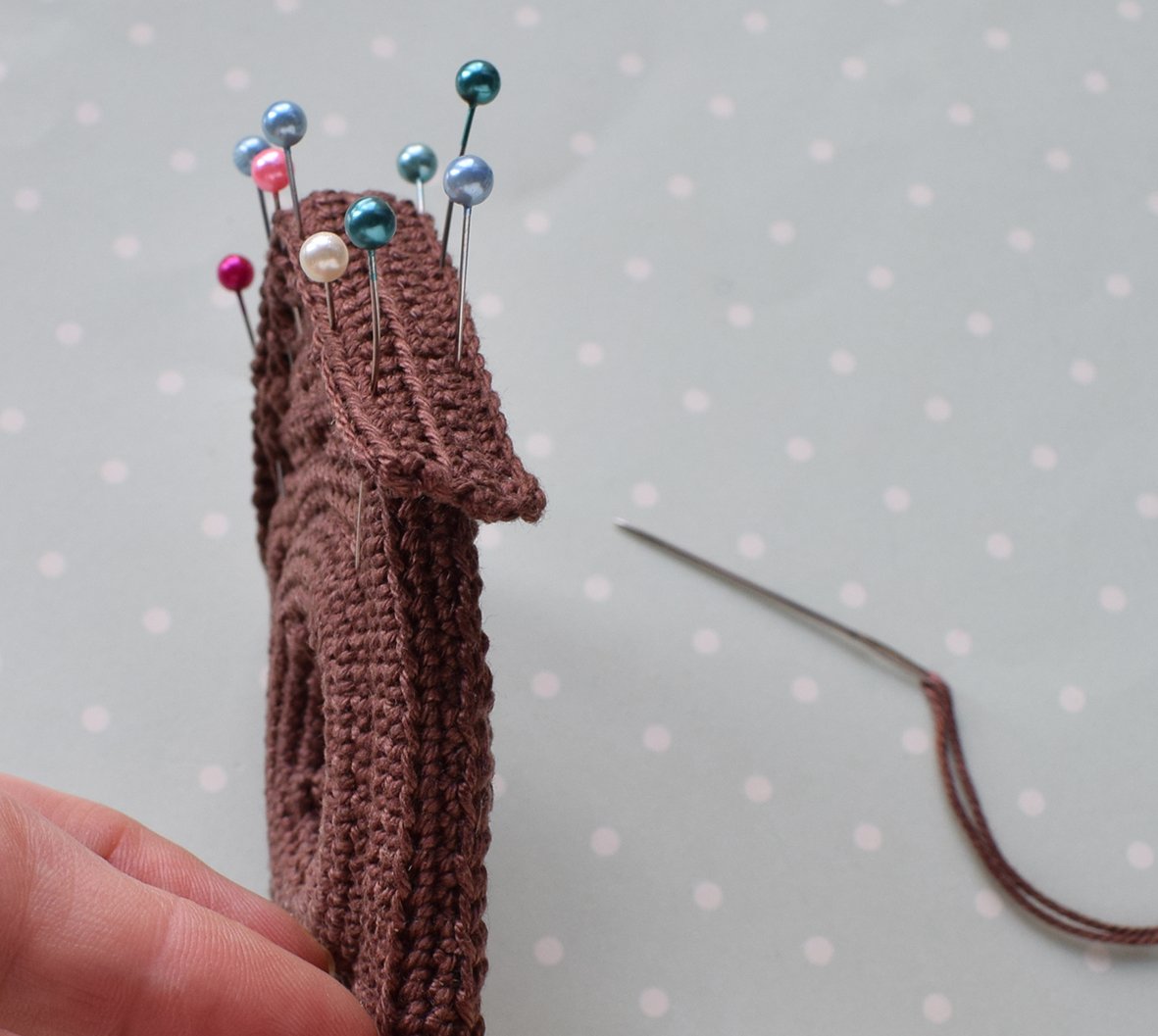 Blog content image for 'Napkin ring or egg holder «Little House»'