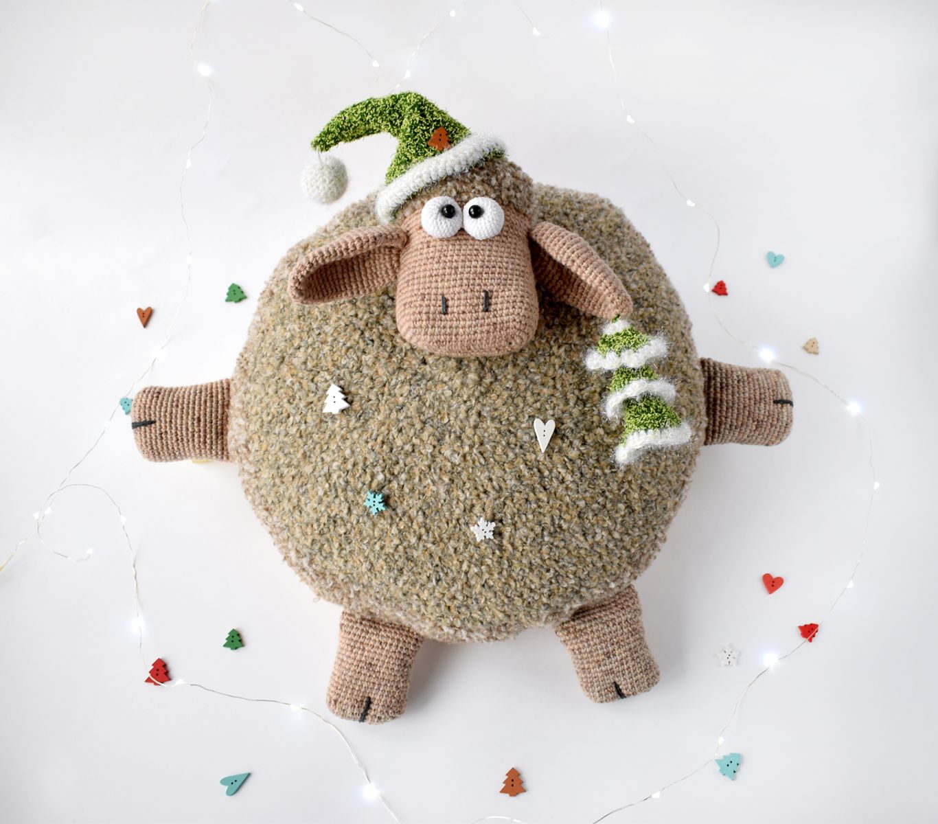 Blog content image for '“Sheep” cushion – my new cuddly friend!'