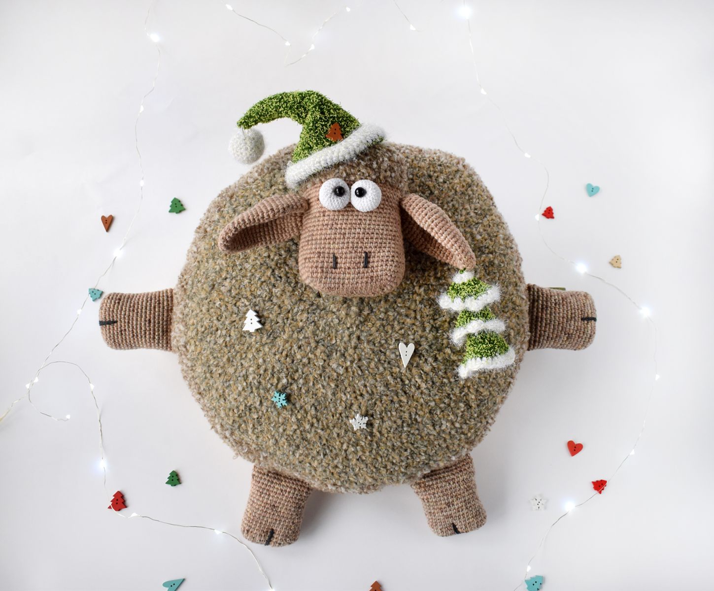 Blog content image for '“Sheep” cushion – my new cuddly friend!'