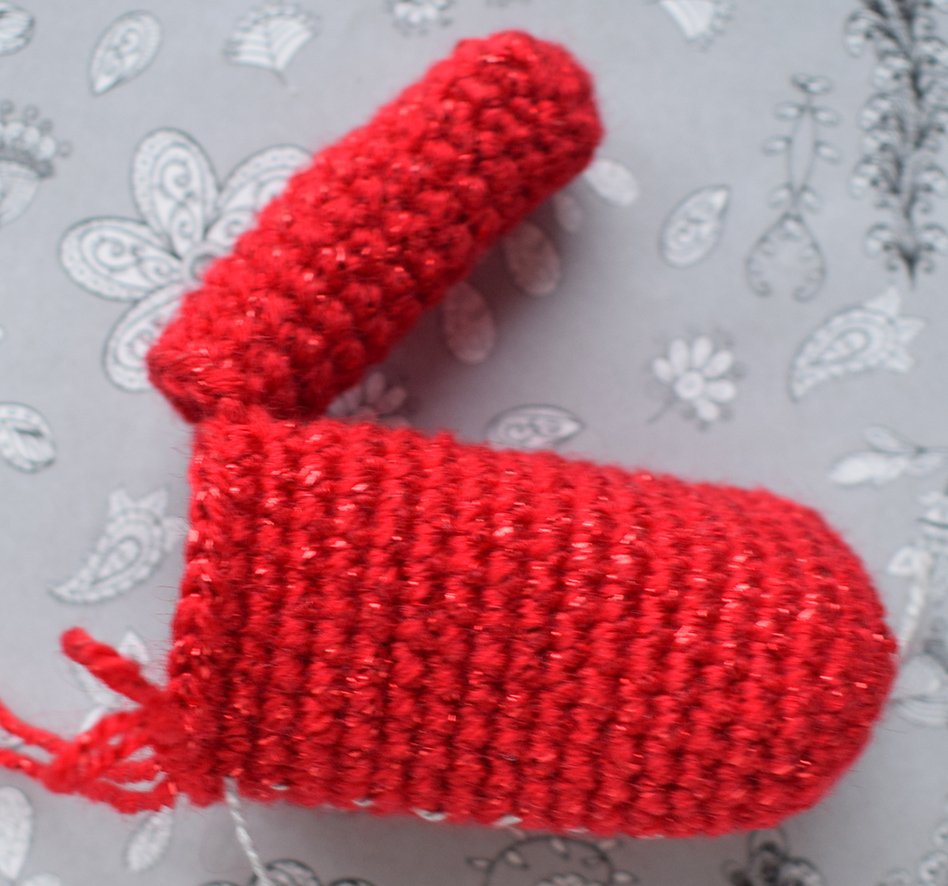 Blog content image for 'Phone stand «Santa's helper»'