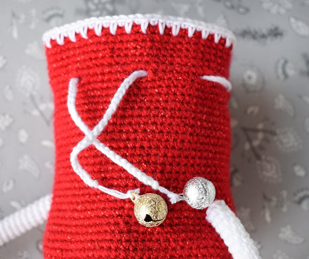 Blog content image for 'Phone stand «Santa's helper»'