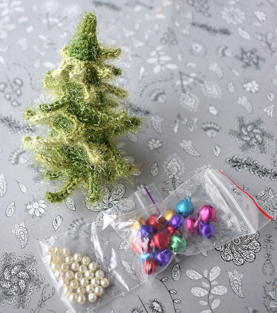 Blog content image for 'Phone stand «Santa's helper»'