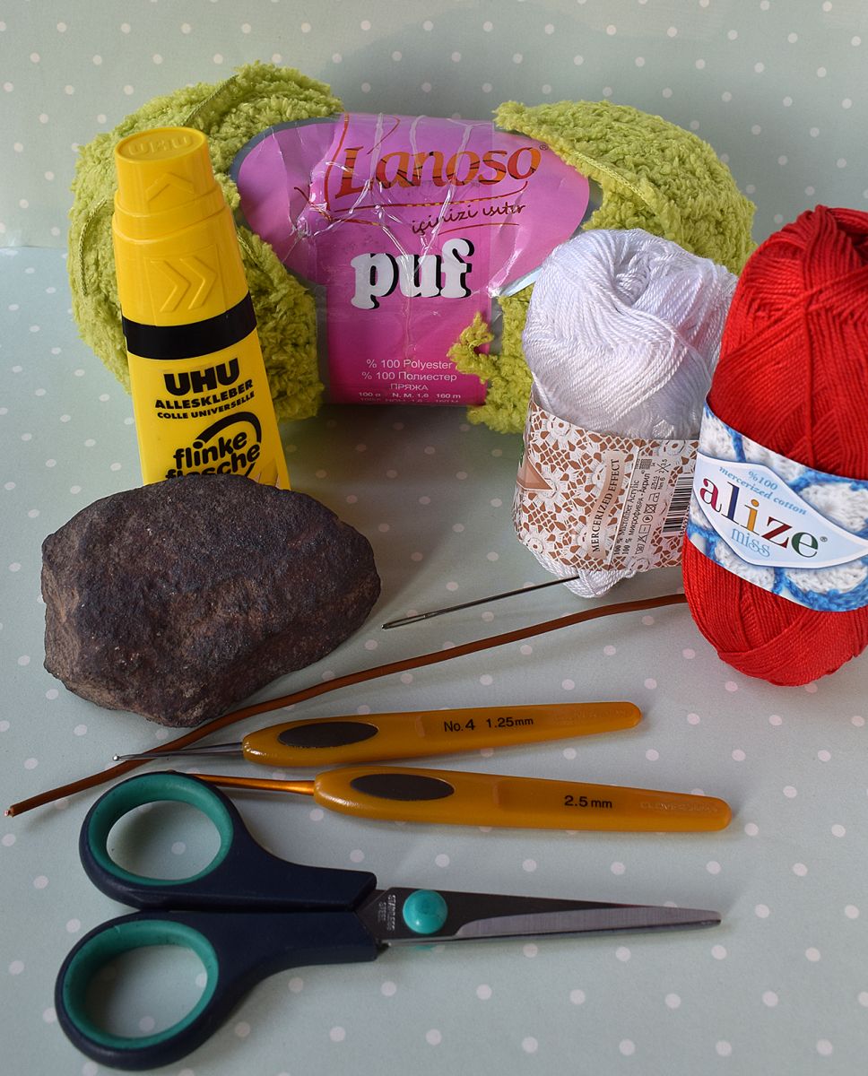 Blog-Inhaltsbild für '«Ein Feld von Fliegenpilzen » – Ringständer'