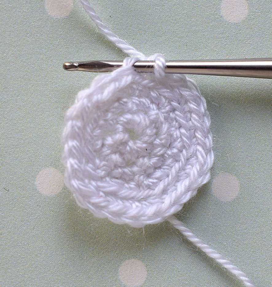 Blog content image for '«Поляна мухоморов» – подставка для колец'