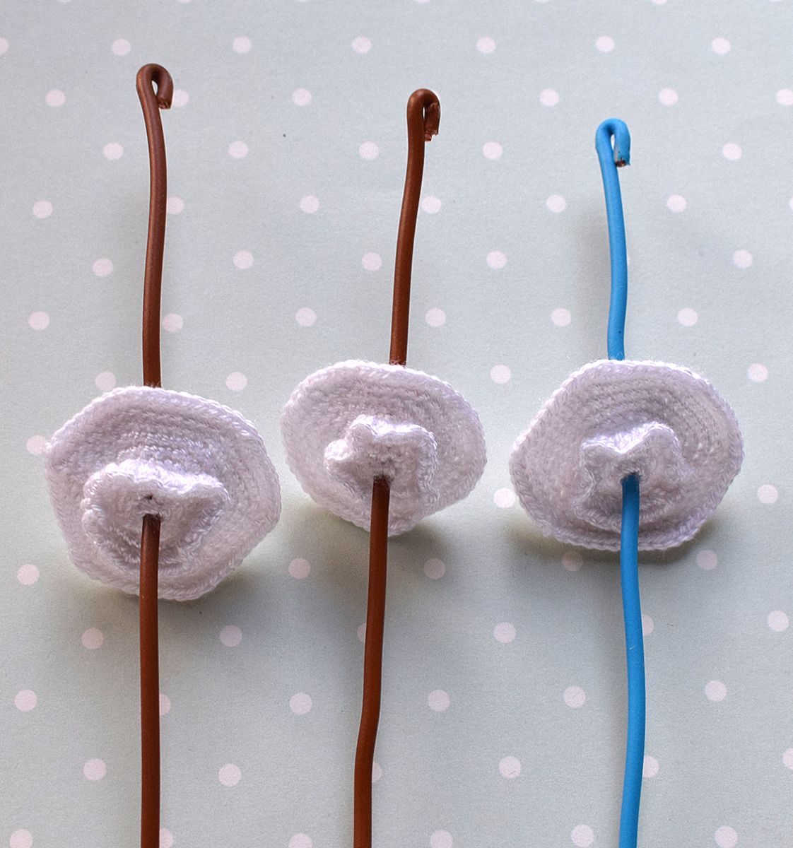 Blog content image for '«Поляна мухоморов» – подставка для колец'