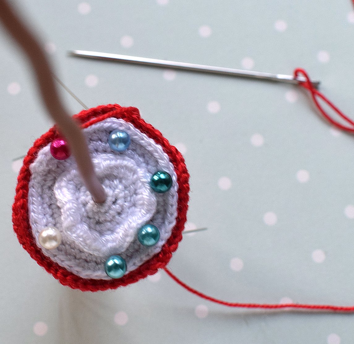 Blog content image for '«Поляна мухоморов» – подставка для колец'