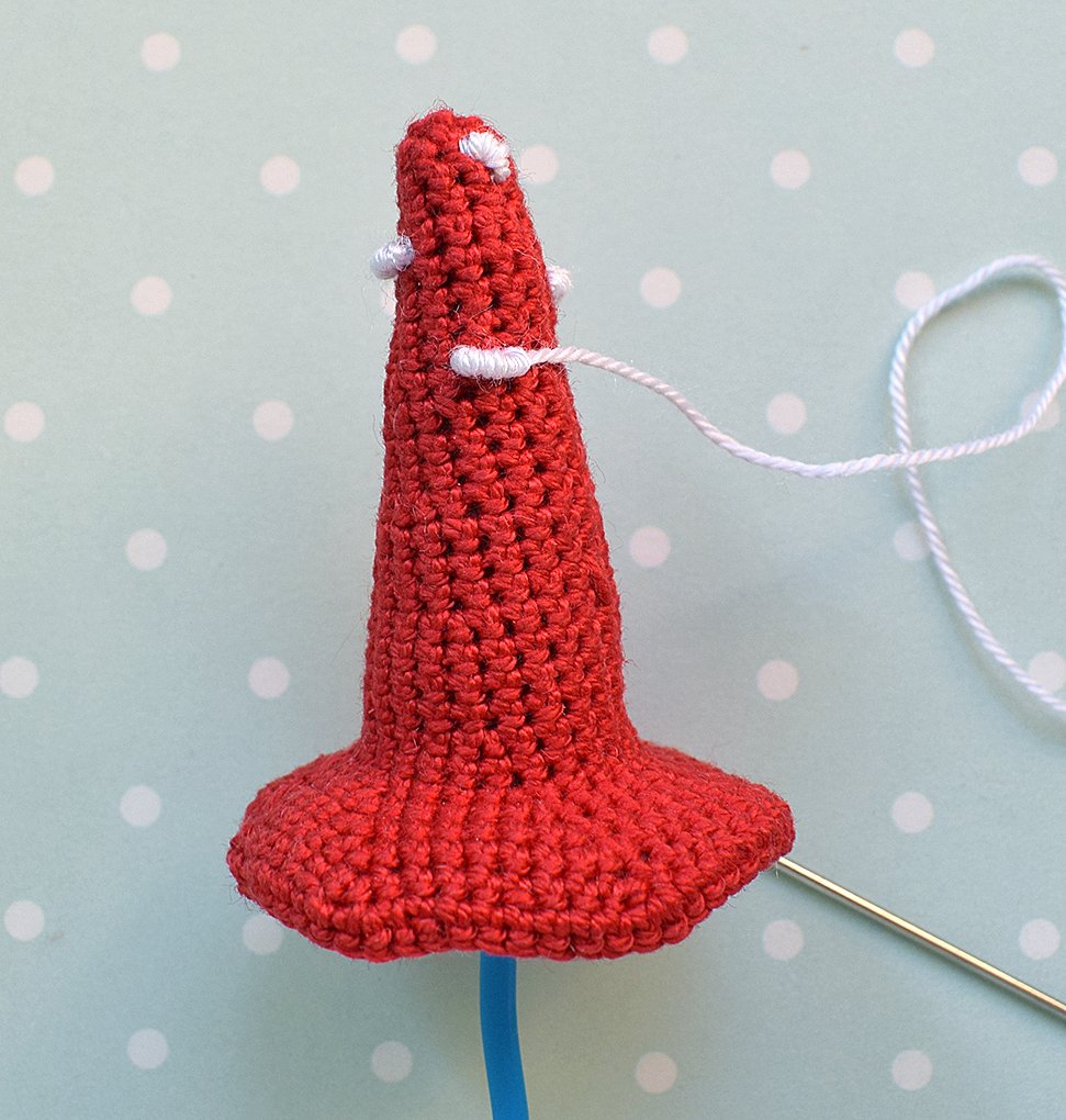 Blog content image for '«Поляна мухоморов» – подставка для колец'