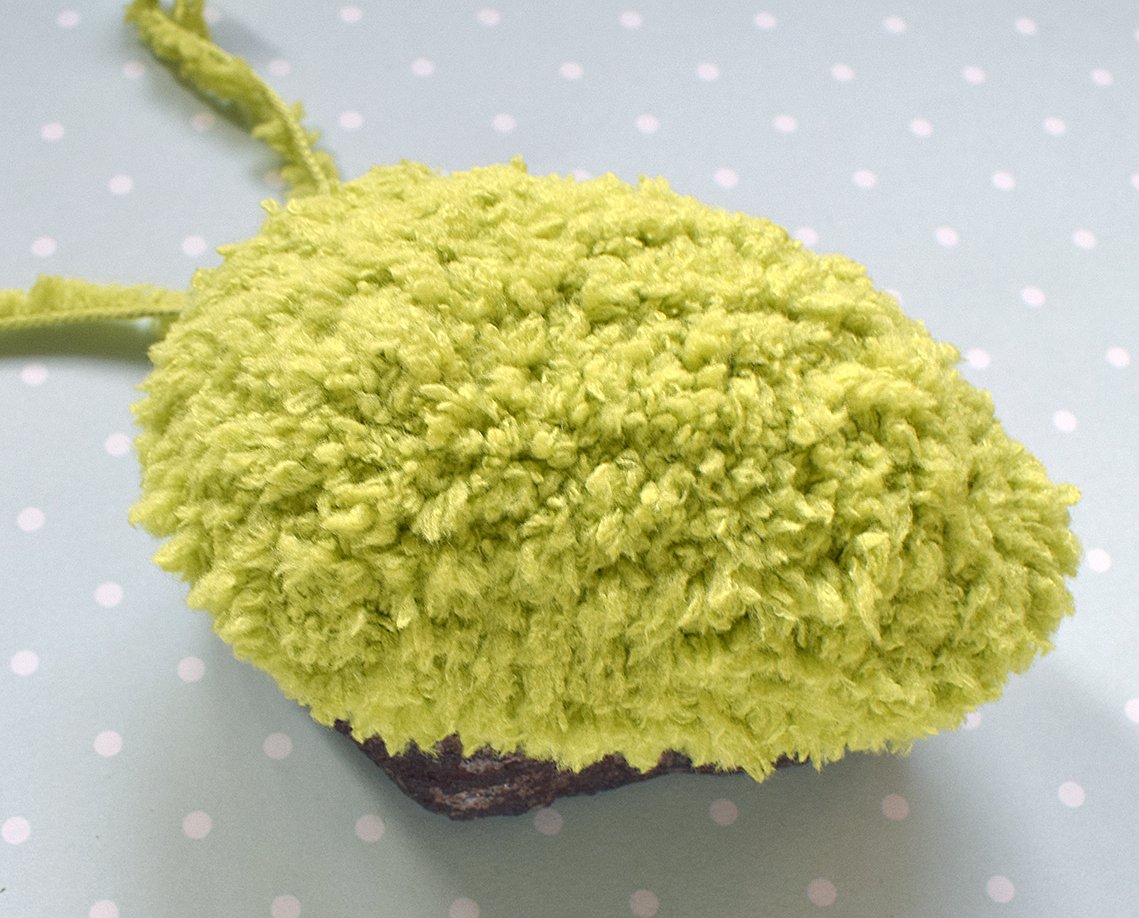 Blog-Inhaltsbild für '«Ein Feld von Fliegenpilzen » – Ringständer'