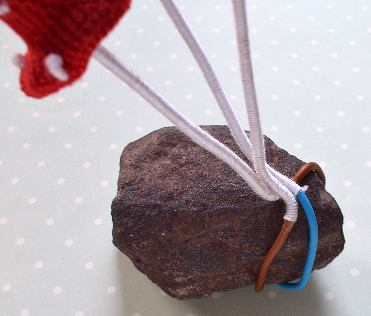 Blog content image for '«Поляна мухоморов» – подставка для колец'